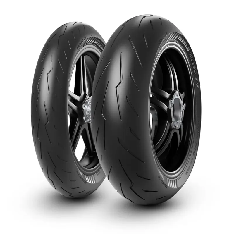 Viikonlopputarjous Pirelli Diablo Rosso IV 110/70 R 17 M/C