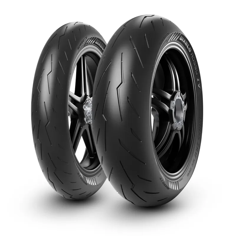 Viimeinen Mahdollisuus Pirelli Diablo Rosso IV 180/60 ZR 17 M/C 75W TL Re moottoripyörän rengas