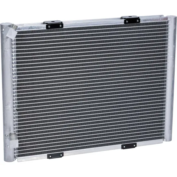 Alennettu ILMASTOINNIN LAUHDUTIN VALTRA V37899200